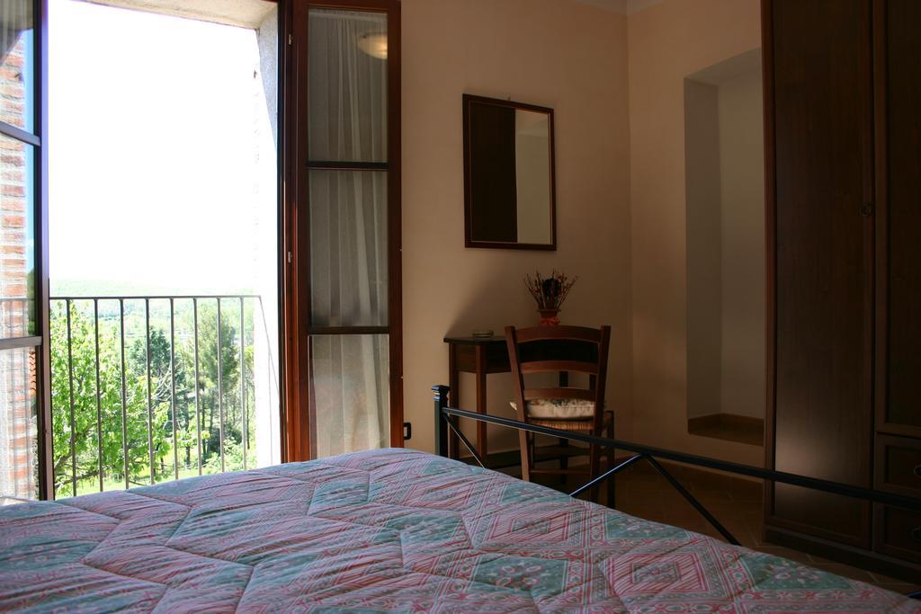 Il Poggiolo Villa Montieri Room photo